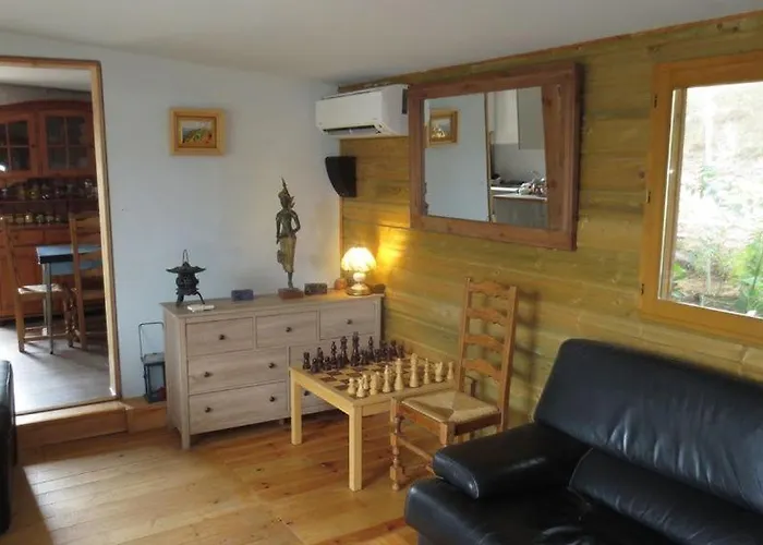 Holiday home 4 A 6 Pers A La Campagne 15 Mn Plages Et Ajaccio Grand Terrain Arbore Calme Assure