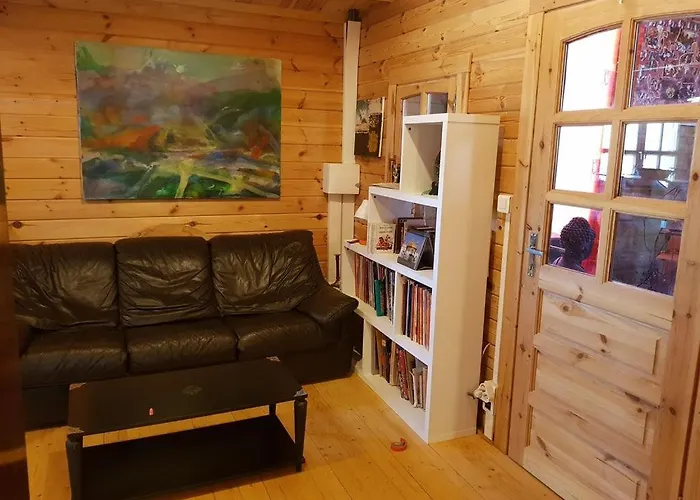 4 A 6 Pers A La Campagne 15 Mn Plages Et Ajaccio Grand Terrain Arbore Calme Assure *